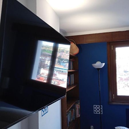 Superviews, parking 24h vigilado incluido y Netflix en habitación independiente con baño privado en apartamento particular, Français&English Bilbau Exterior foto
