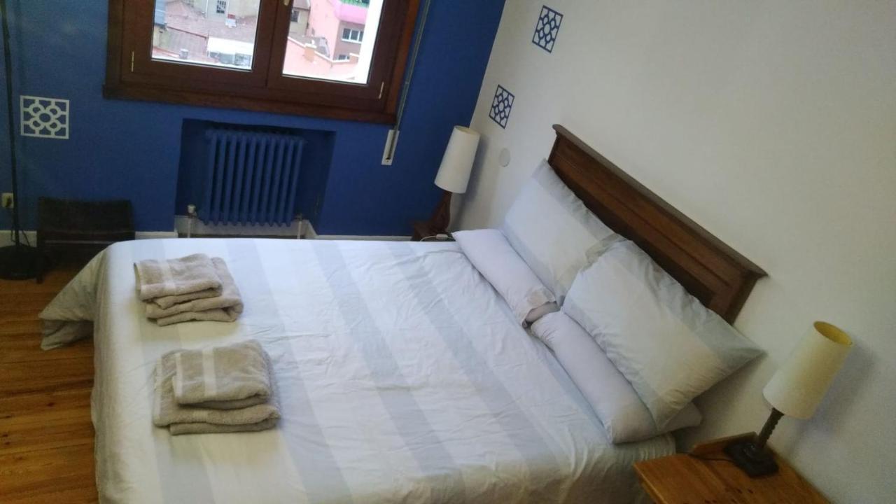 Superviews, parking 24h vigilado incluido y Netflix en habitación independiente con baño privado en apartamento particular, Français&English Bilbau Exterior foto