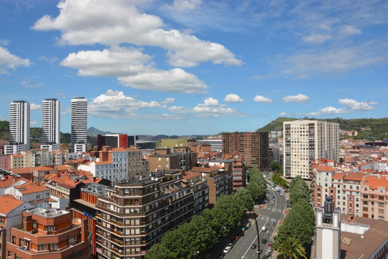 Superviews, parking 24h vigilado incluido y Netflix en habitación independiente con baño privado en apartamento particular, Français&English Bilbau Exterior foto