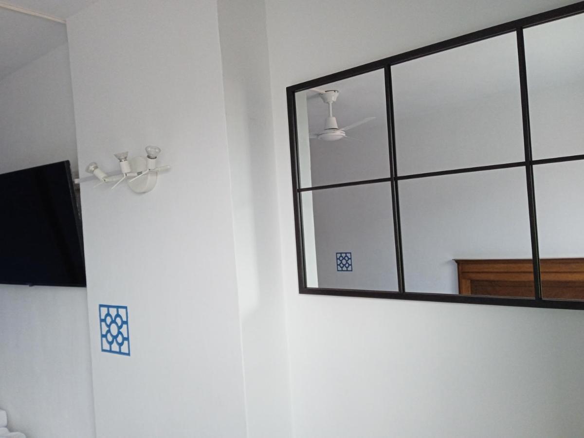 Superviews, parking 24h vigilado incluido y Netflix en habitación independiente con baño privado en apartamento particular, Français&English Bilbau Exterior foto